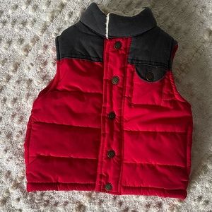 2T Carters vest